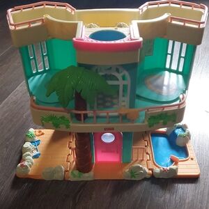 2000 Sweet Street Beach House